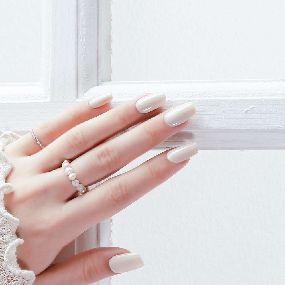 30秒快乾 輕鬆卸甲 可直接摳除 (免底膠、免去漬、免上層，需照LED美甲燈)